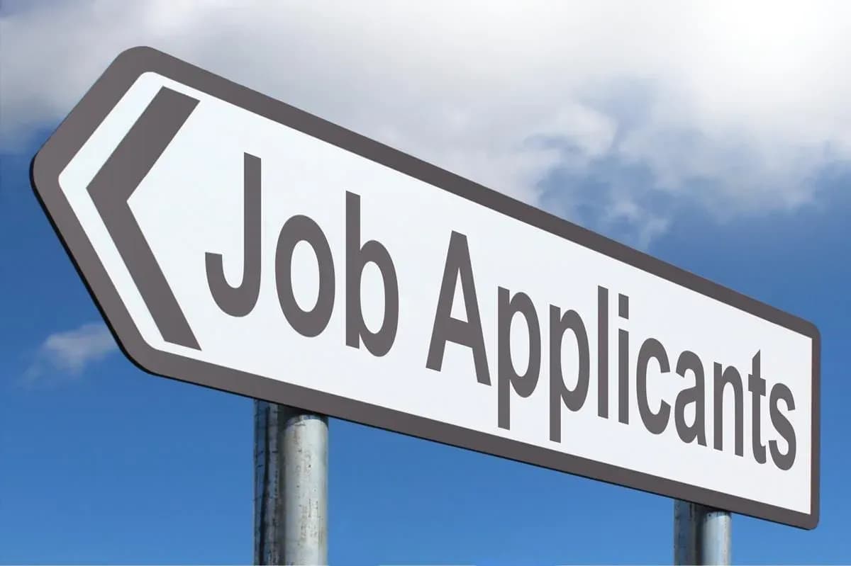 Job-Applicants-sign.webp